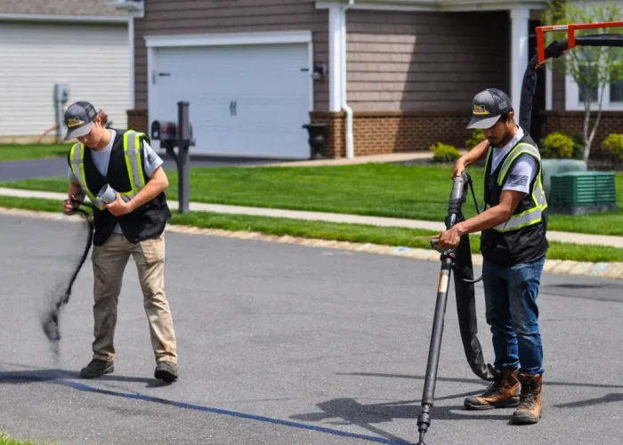Asphalt Crack Filling
